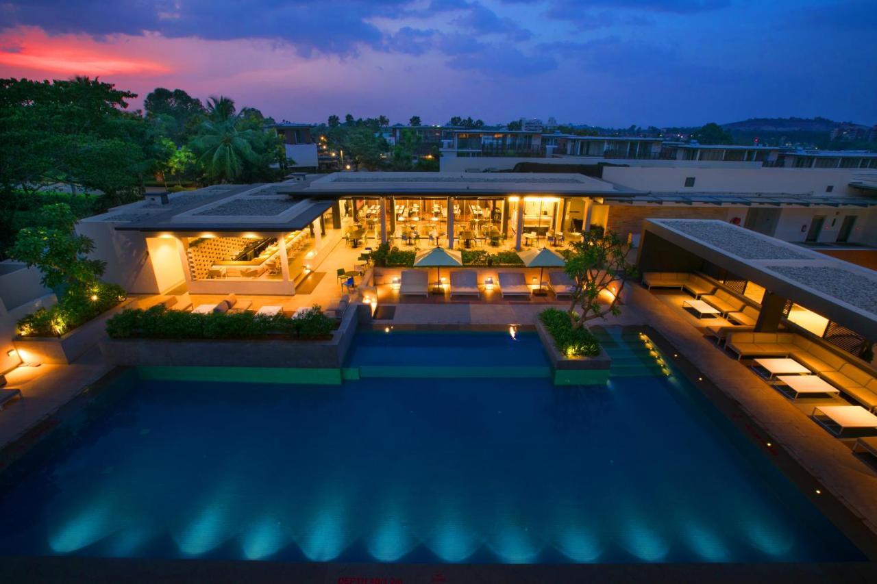 Blvd Club - Near Bengaluru Airport Hotell Settahalasūr Exteriör bild
