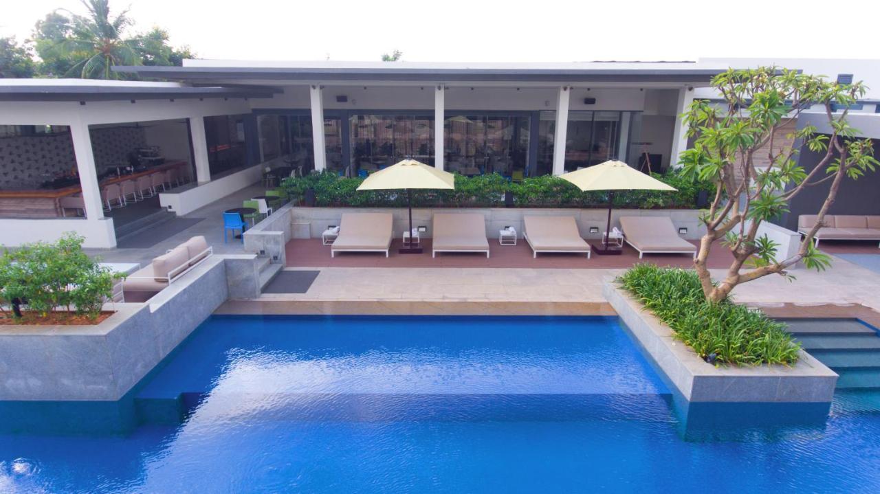 Blvd Club - Near Bengaluru Airport Hotell Settahalasūr Exteriör bild