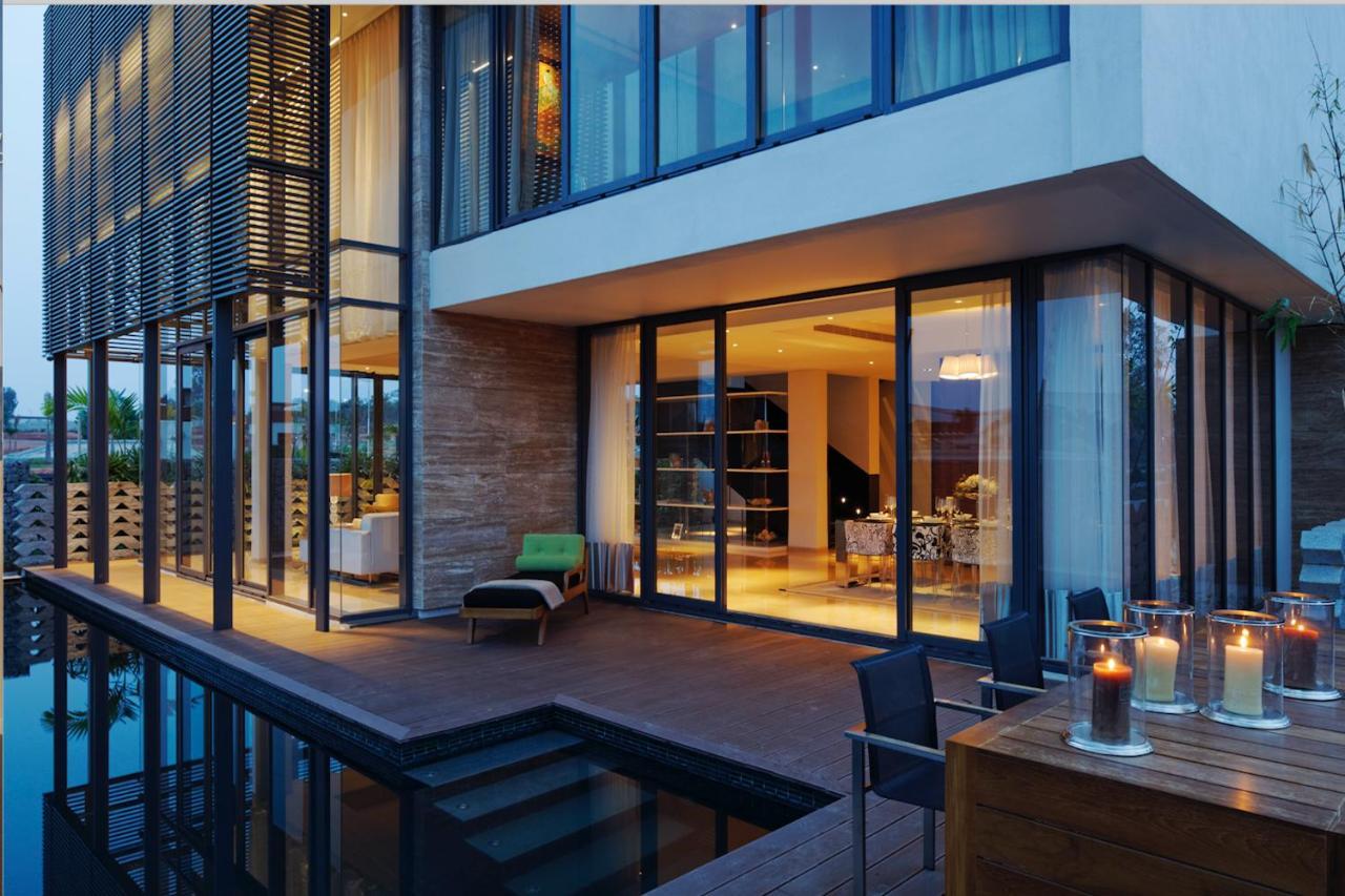 Blvd Club - Near Bengaluru Airport Hotell Settahalasūr Exteriör bild